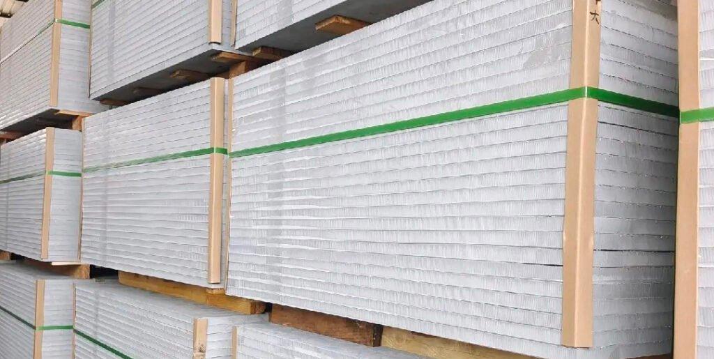 Cloisons intérieures finis avec isolation thermique